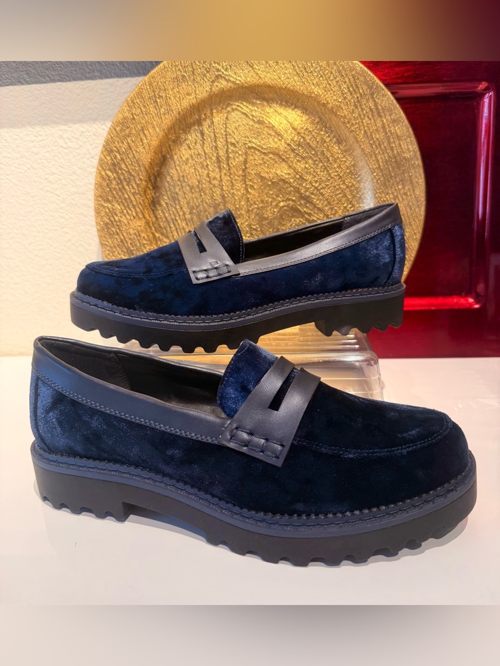 NEW Circus by Sam Edelman Women's Dillon
Loafer Navy Crushed Velvet